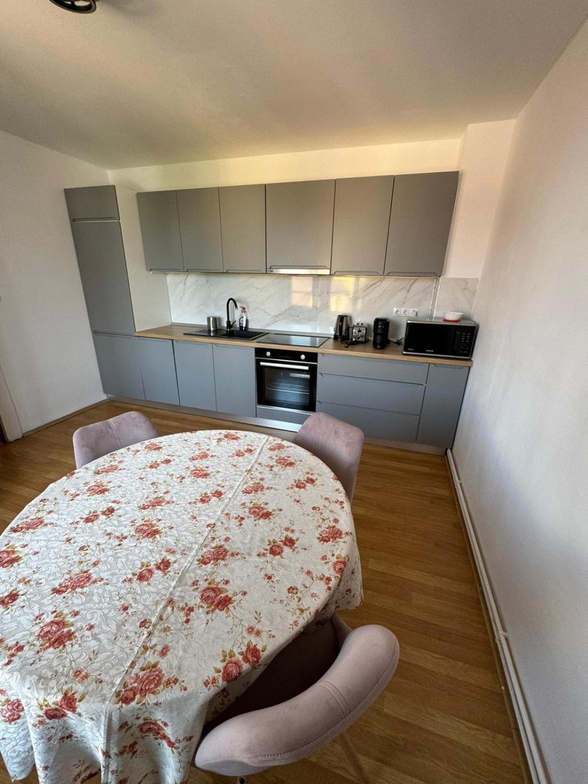 Casa Conti Hotell Sibiu Exteriör bild